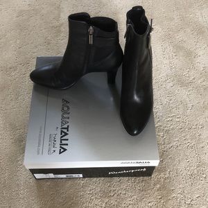 NWT Aquatalia ROYAL BLACK CALF Boot